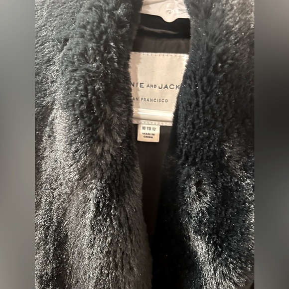 Little girl’s Janie and Jack coat with fur trim size 10/12 - Picture 3 of 3